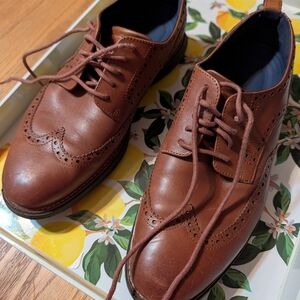 Cole Haan Chestnut Brown Leather Wingtip Derbys
